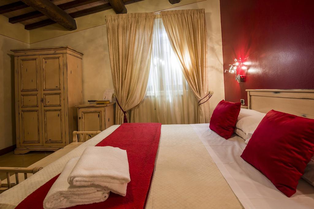 Il Melograno Agriturismo & Spa Pianello  Ngoại thất bức ảnh