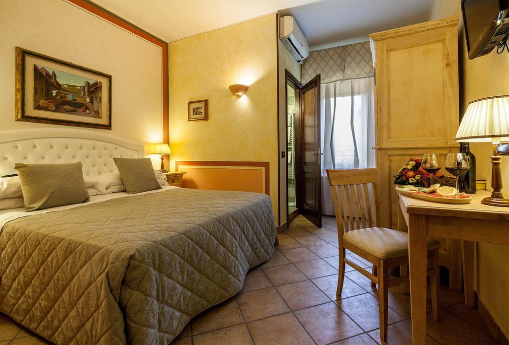 Il Melograno Agriturismo & Spa Pianello  Ngoại thất bức ảnh