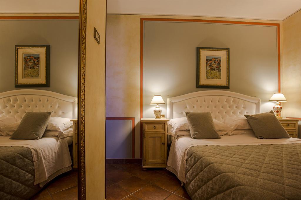 Il Melograno Agriturismo & Spa Pianello  Ngoại thất bức ảnh