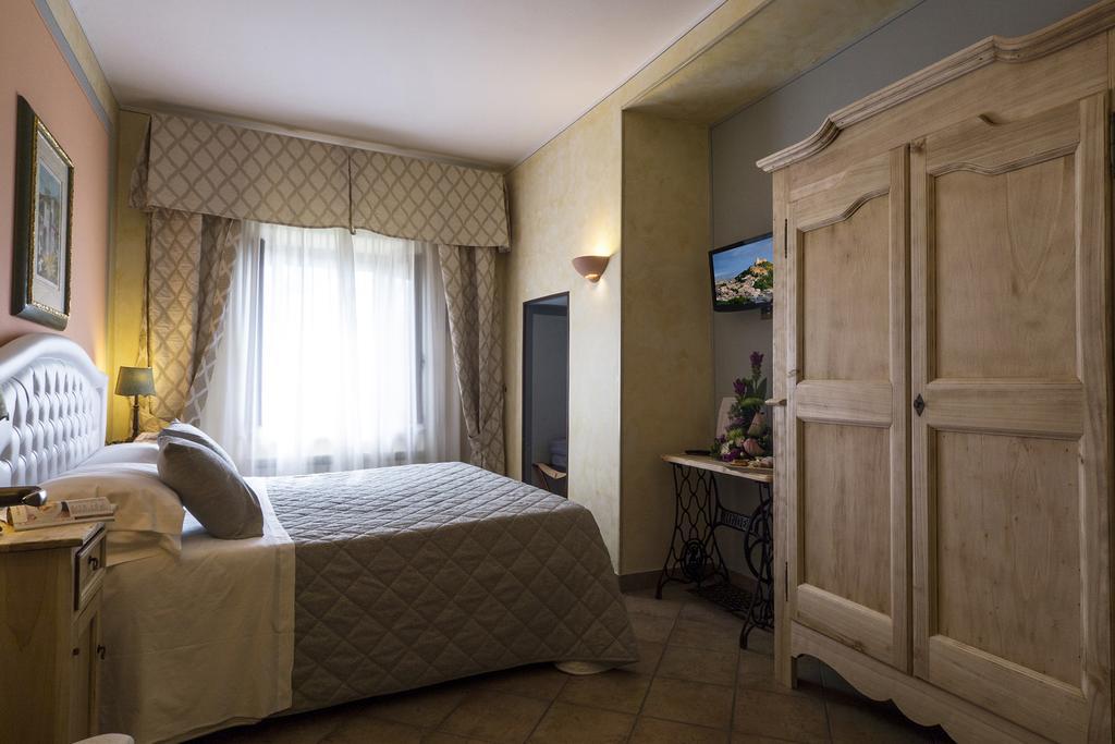 Il Melograno Agriturismo & Spa Pianello  Ngoại thất bức ảnh